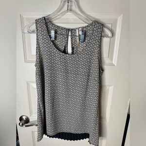 NWOT Bellatrix sleeveless blouse Women’s size XS